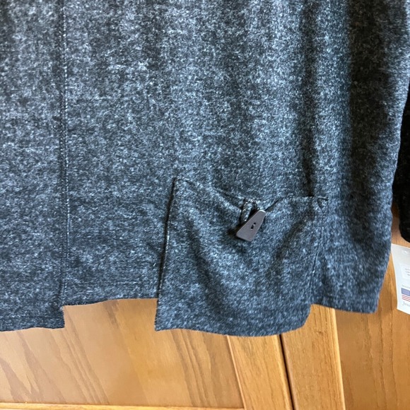 Jess & Jane Cowl Neck with tank in a Tunic Top sweater Pullover Pocket Black 2X - Picture 7 of 10